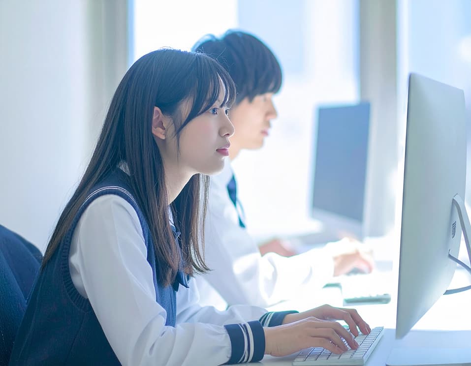 高校生の方へ